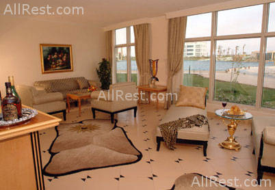 Raouf hotels International Moon 17